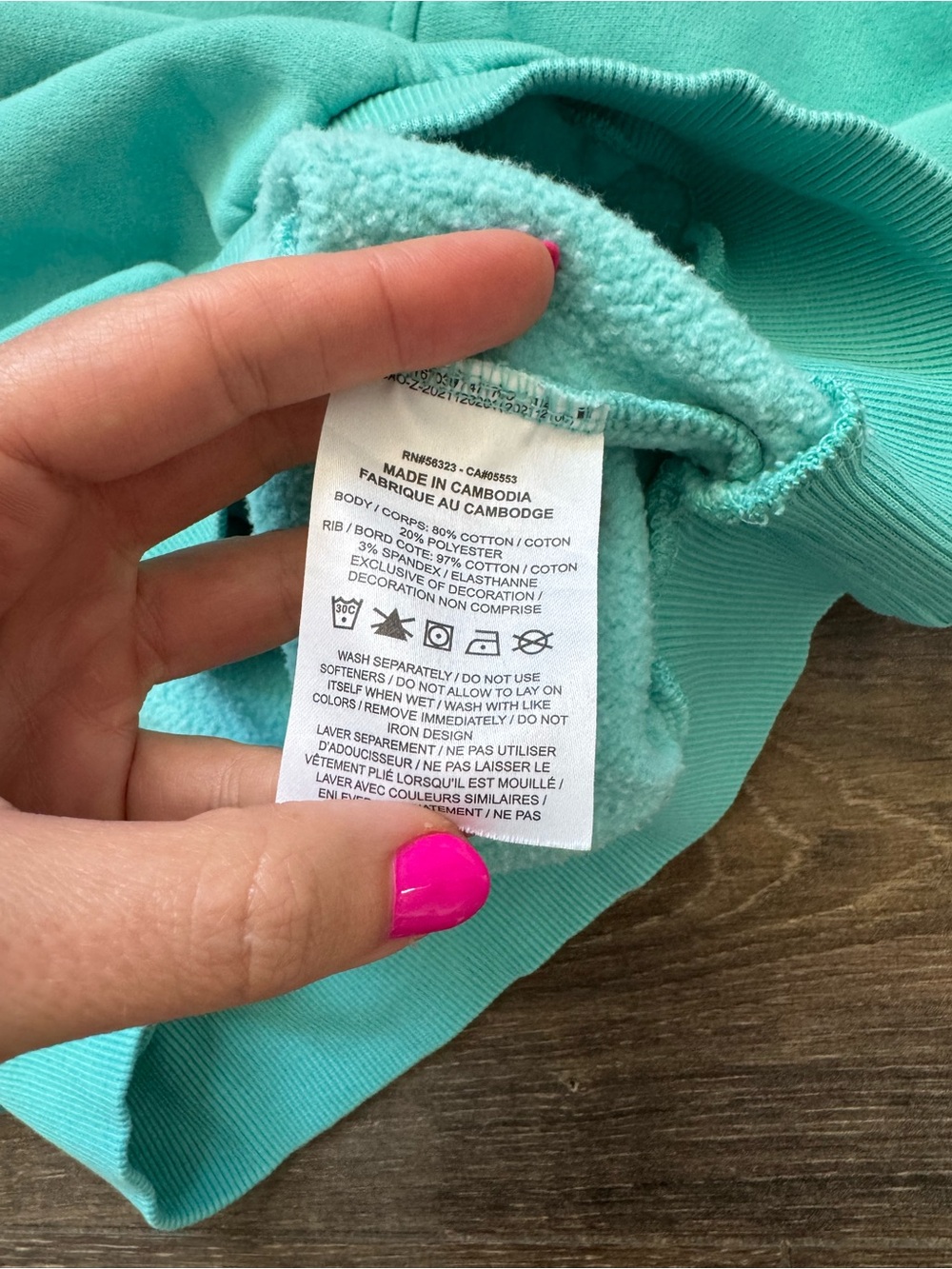 Nike Girls Medium (7/8) Aqua Cropped Sweatshirt Embroidered Logo Crewneck - Picture 7 of 8